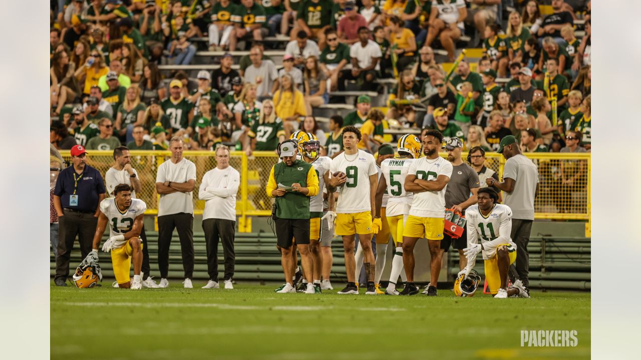 Photos: Packers Family Night shines under the lights at Lambeau Field