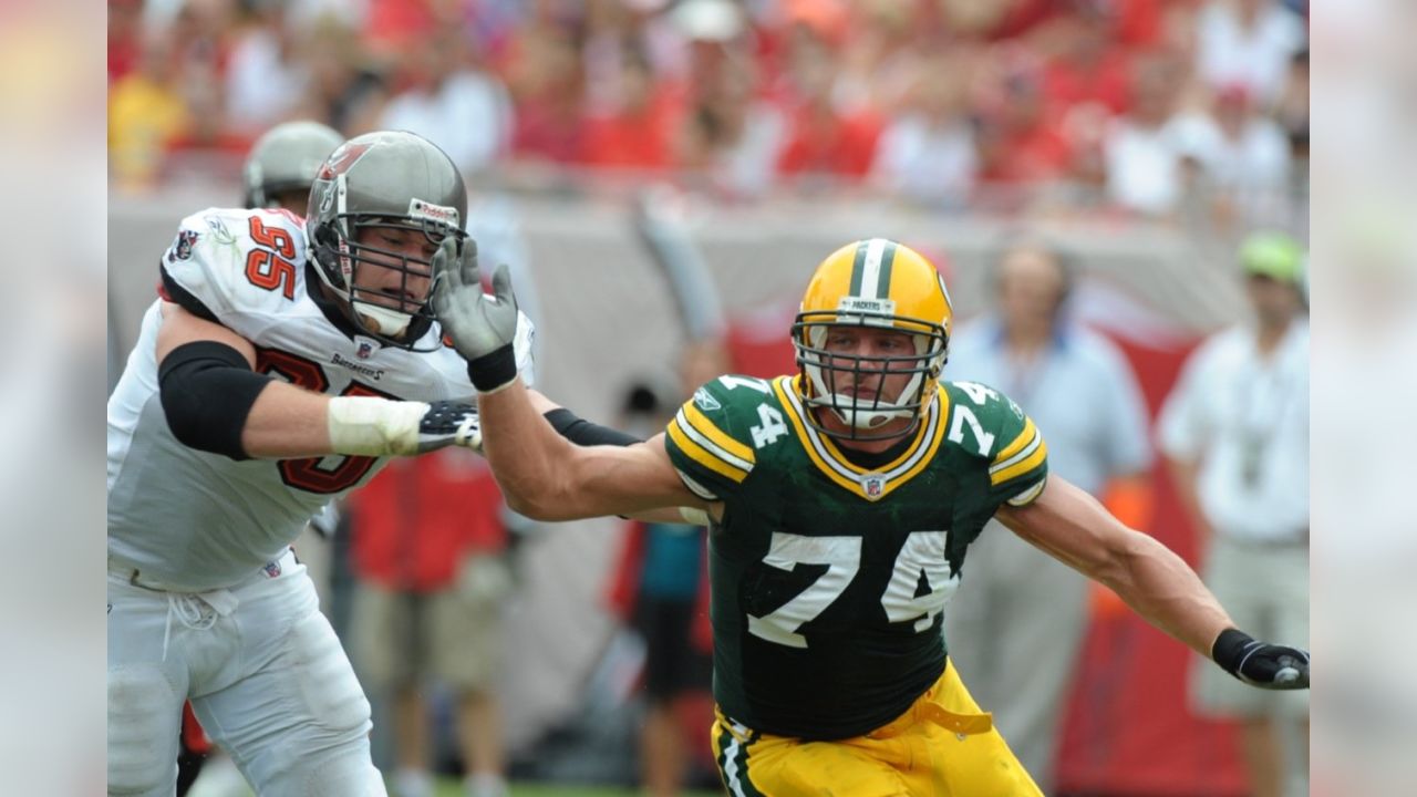 Ex-Hawk Kampman unsure about Packers return