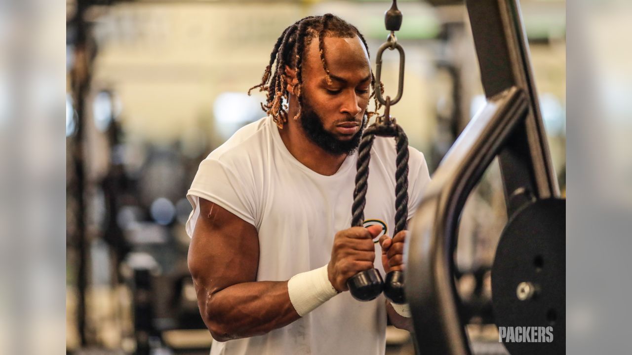 Behind the scenes: Packers in the weight room at Lambeau Field