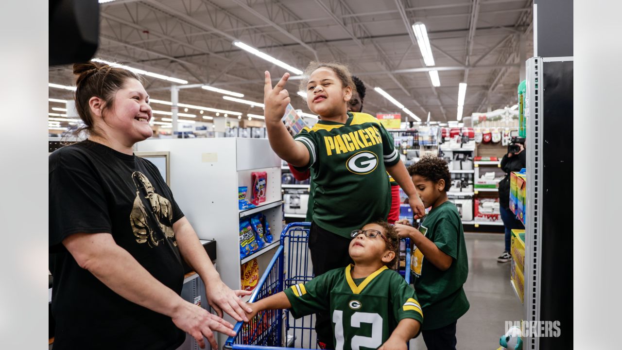 Green Bay Packers Kids in Green Bay Packers Team Shop 