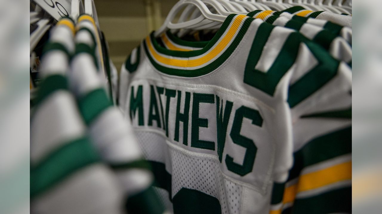 Green Bay Packers on Twitter: Take a look inside the #Packers sewing room  as the seamstresses prepare the historic third jerseys for this Sunday. 