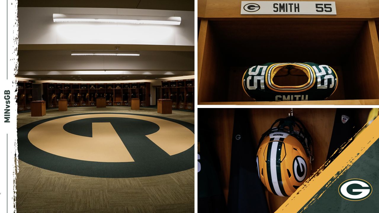 Behind-the-scenes look inside the Packers' locker room before Vikings game