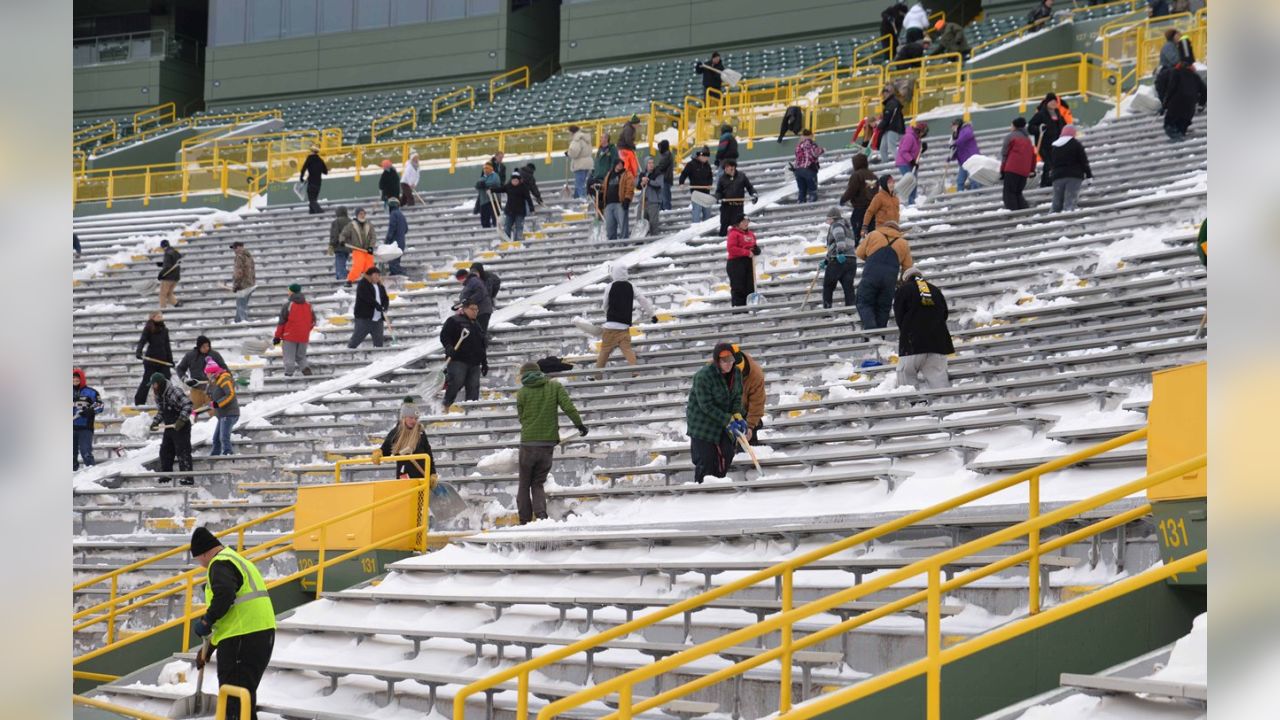 June 25, 2019 - Green Bay, Wisconsin, USA: Historic Lambeau Field, Home Of  The Green Bay Packers And Also Known As The Frozen Tundra Stock Photo,  Picture and Royalty Free Image. Image 125543657.