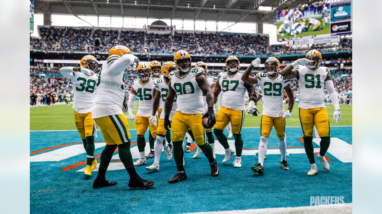 Game Photos: Packers vs. Dolphins