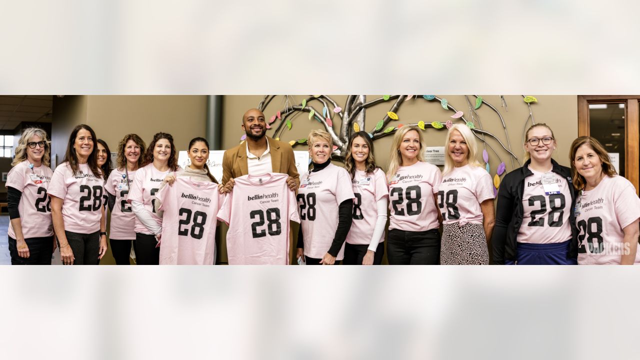 Packers' AJ Dillon visits pediatric patients at Bellin Hospital