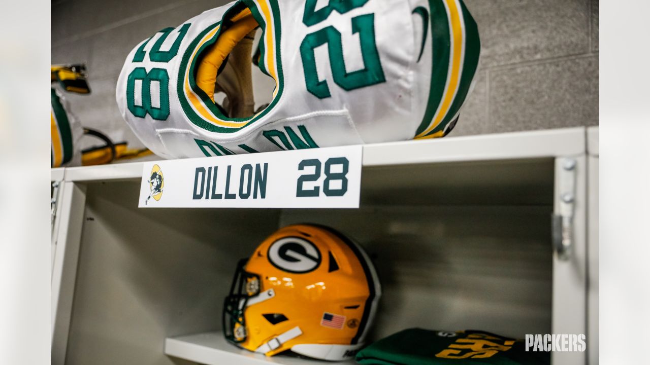 Behind the scenes: Inside Green Bay's locker room