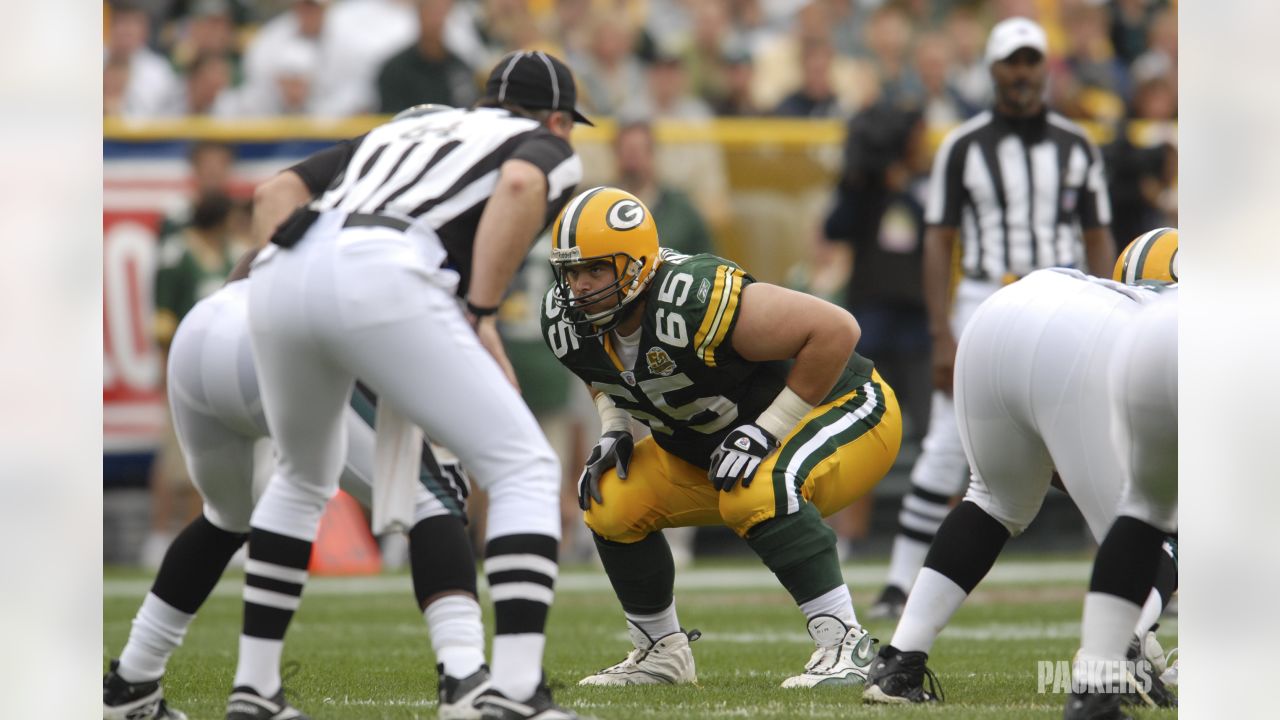 Super fan and former lineman Mark Tauscher talk about supporting the Green  Bay Packers