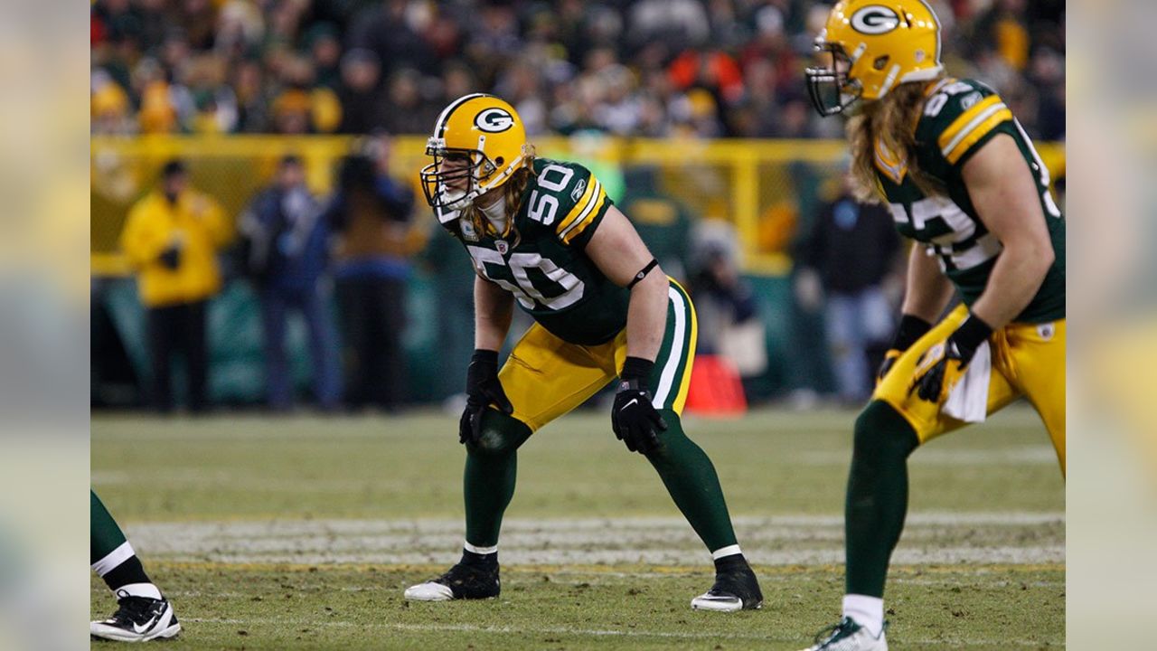 Ohio State great A.J. Hawk officially retires from the NFL as a Green Bay  Packer - Land-Grant Holy Land