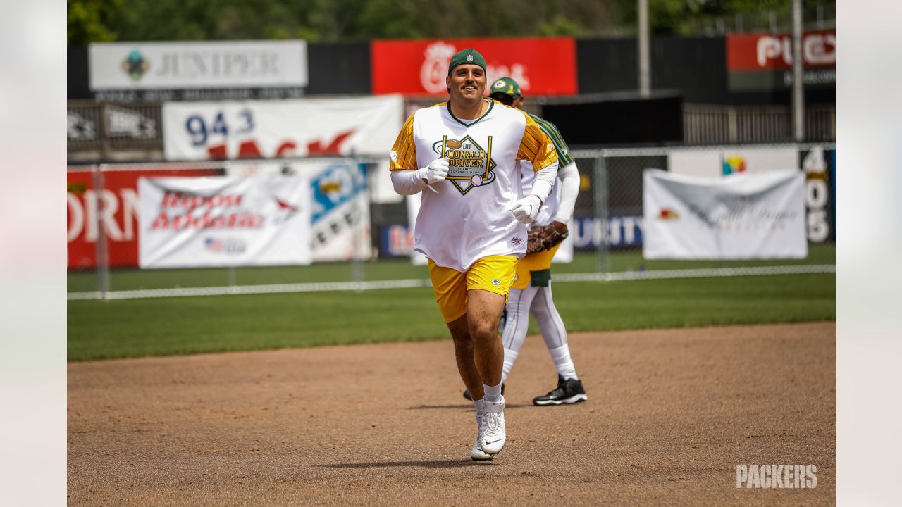 Green Bay Packers Donald Driver charity softball NFL Timber Rattlers