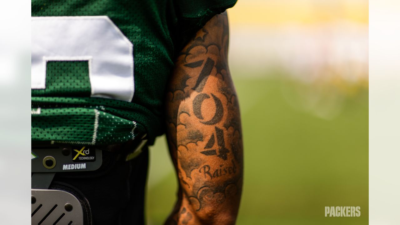 Vikings fan has anti-Packers tattoo inside his armpit | Yardbarker