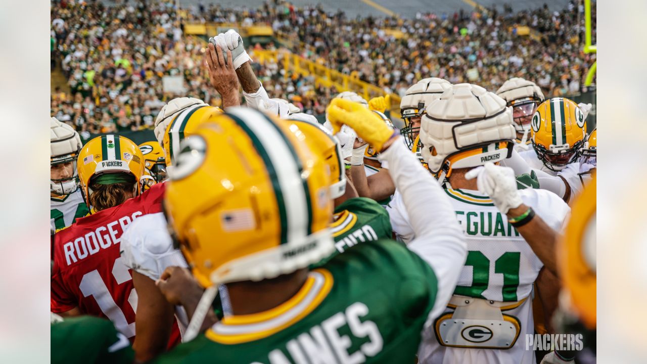 Green Bay Packers on X: .@LambeauField looking mighty fine ahead of # FamilyNight 