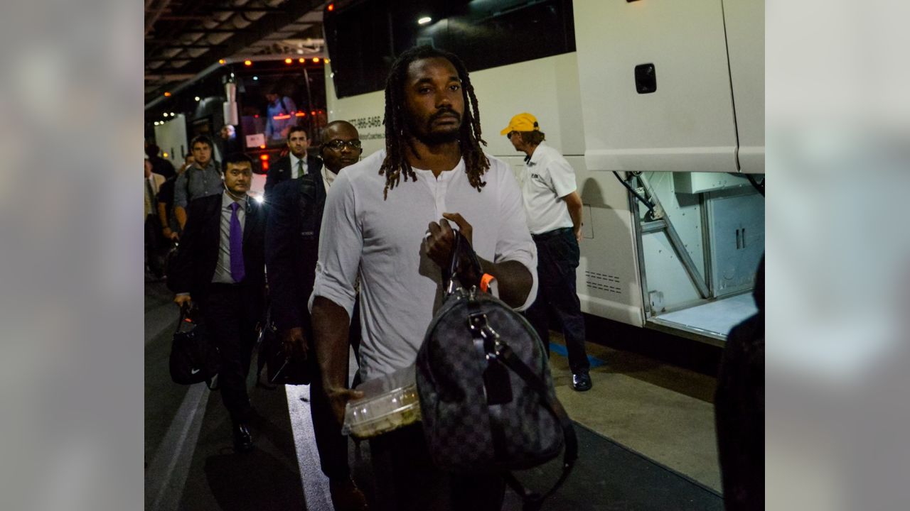 Photos: Packers arrive at AT&T Stadium