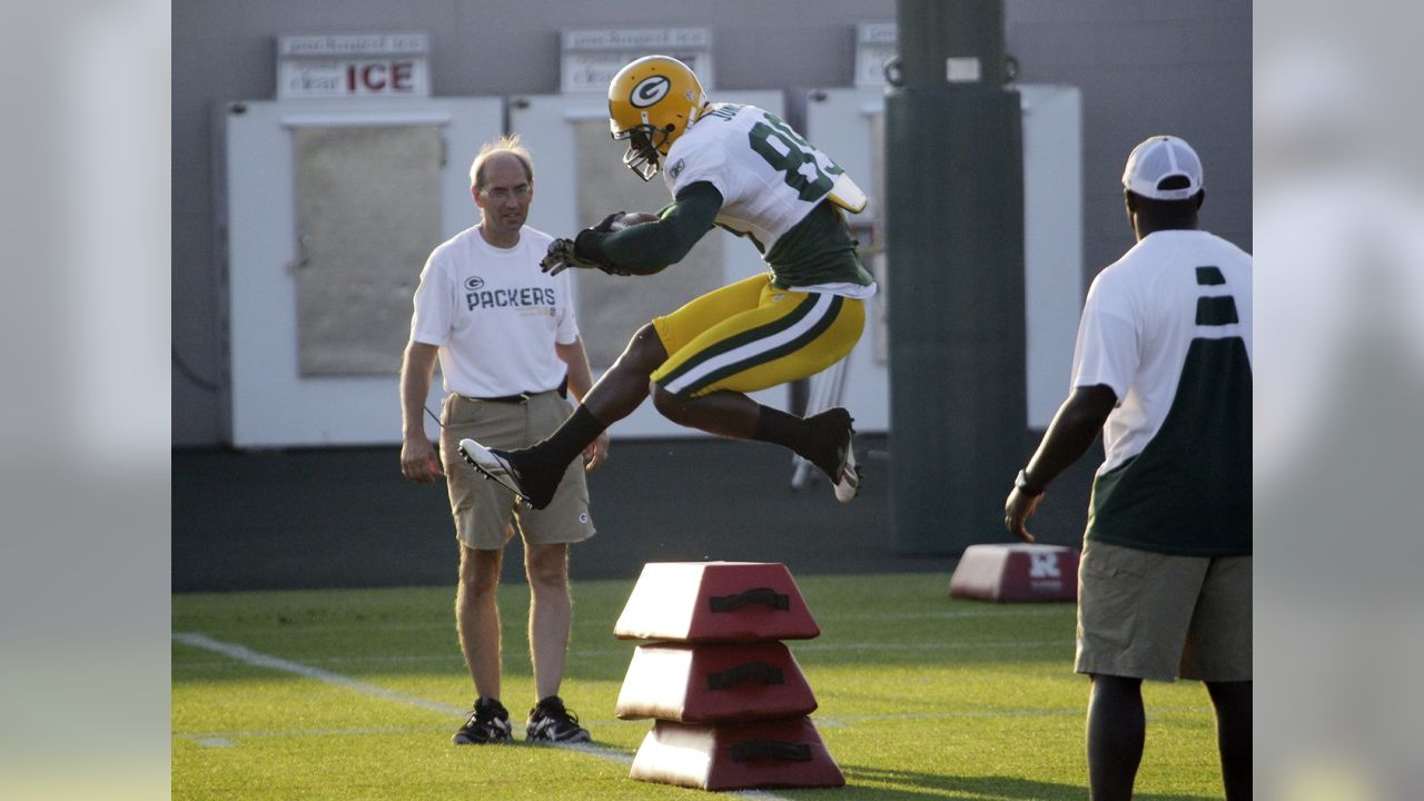 Photos: Green Bay Packers WR James Jones wearing a hoodie - Sports