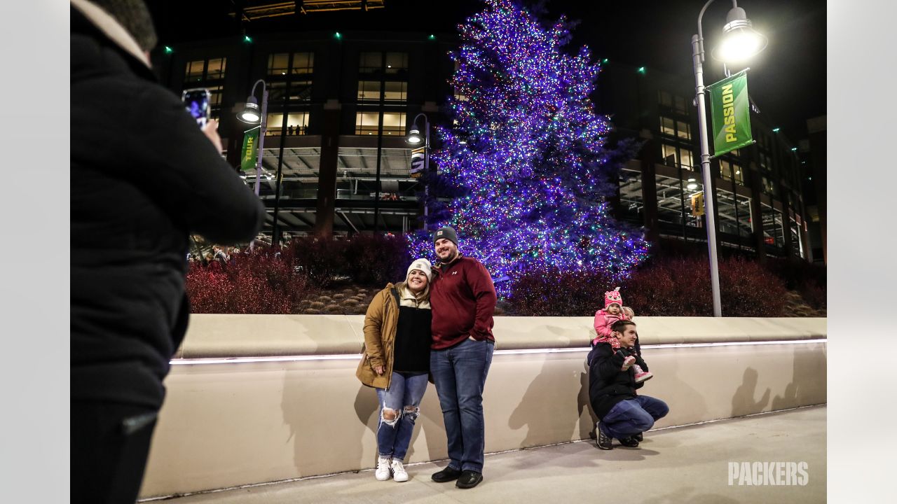 Sixteenth annual Festival of Lights at Lambeau Field set for Dec. 3