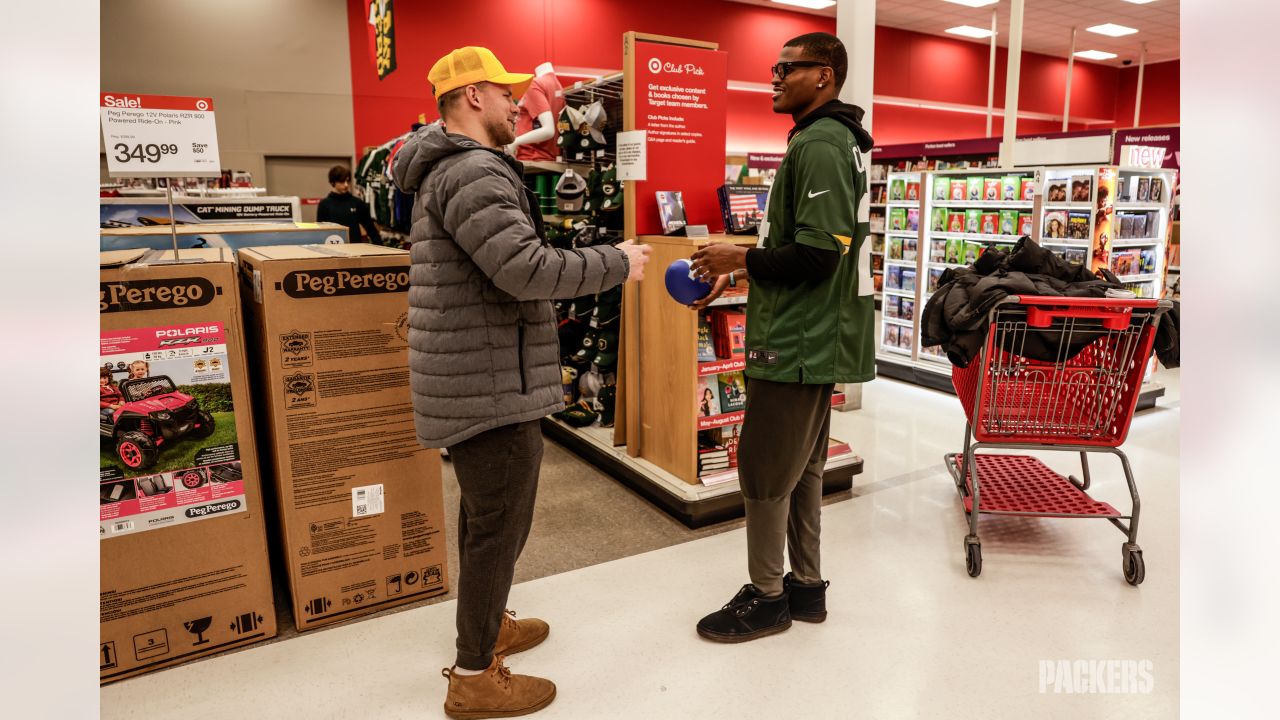 Photos: Tariq Carpenter and teammates host shopping spree for Boys and  Girls Club of Green Bay