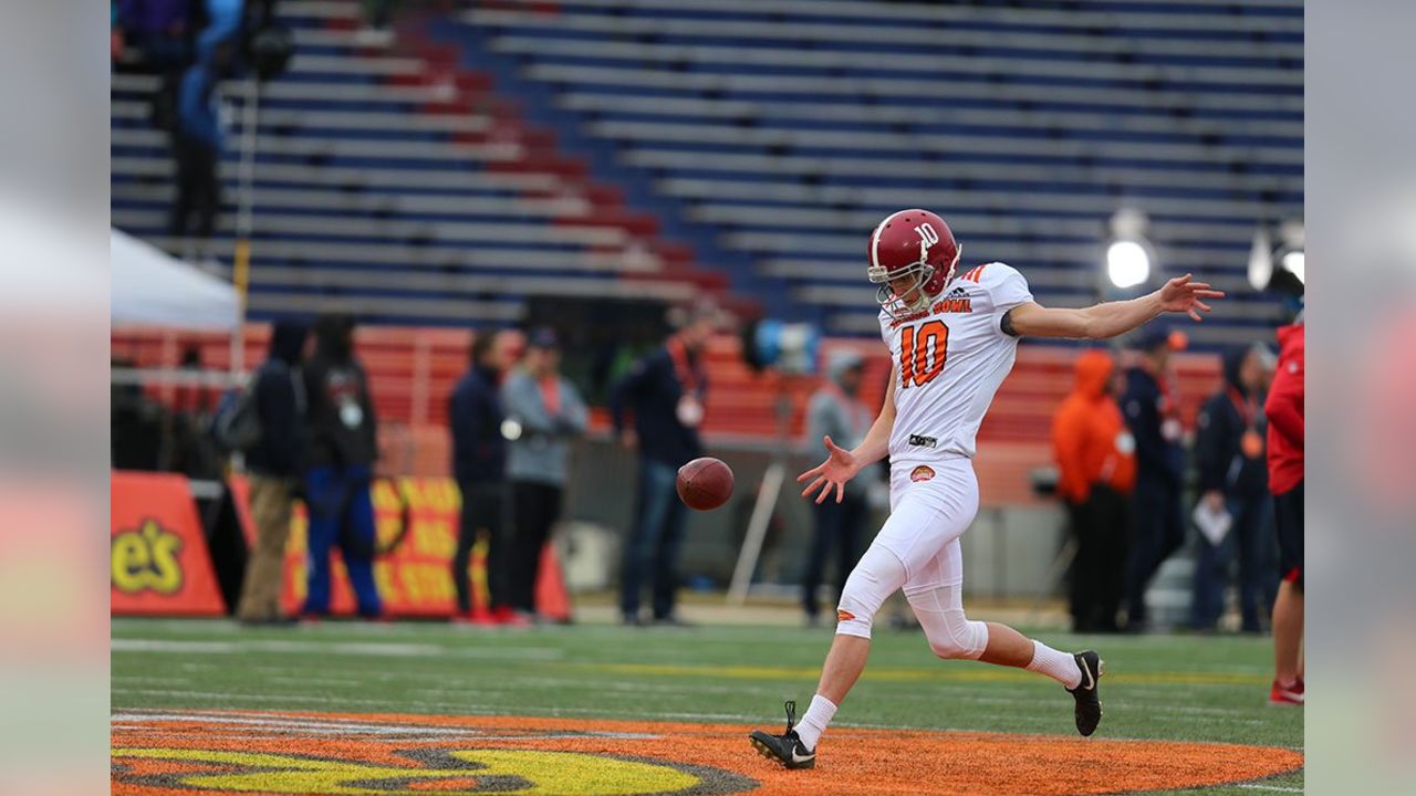 More than just a big leg, Packers rookie punter JK Scott seems to have what  it takes