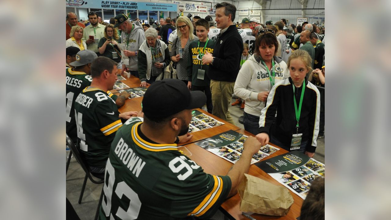 Green Bay Packers on X: Great turnout for tonight's #Packers tailgate party  in Menomonie! #TailgateTour  / X