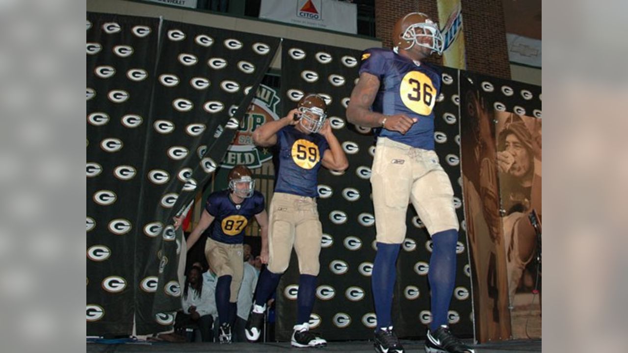 Packers unveil historic third jersey at annual meeting
