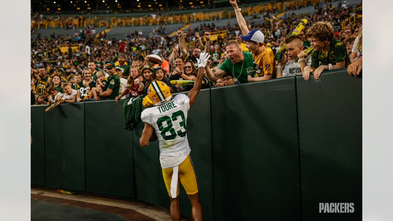 Lambeau Field looking mighty fine ahead of #FamilyNight 