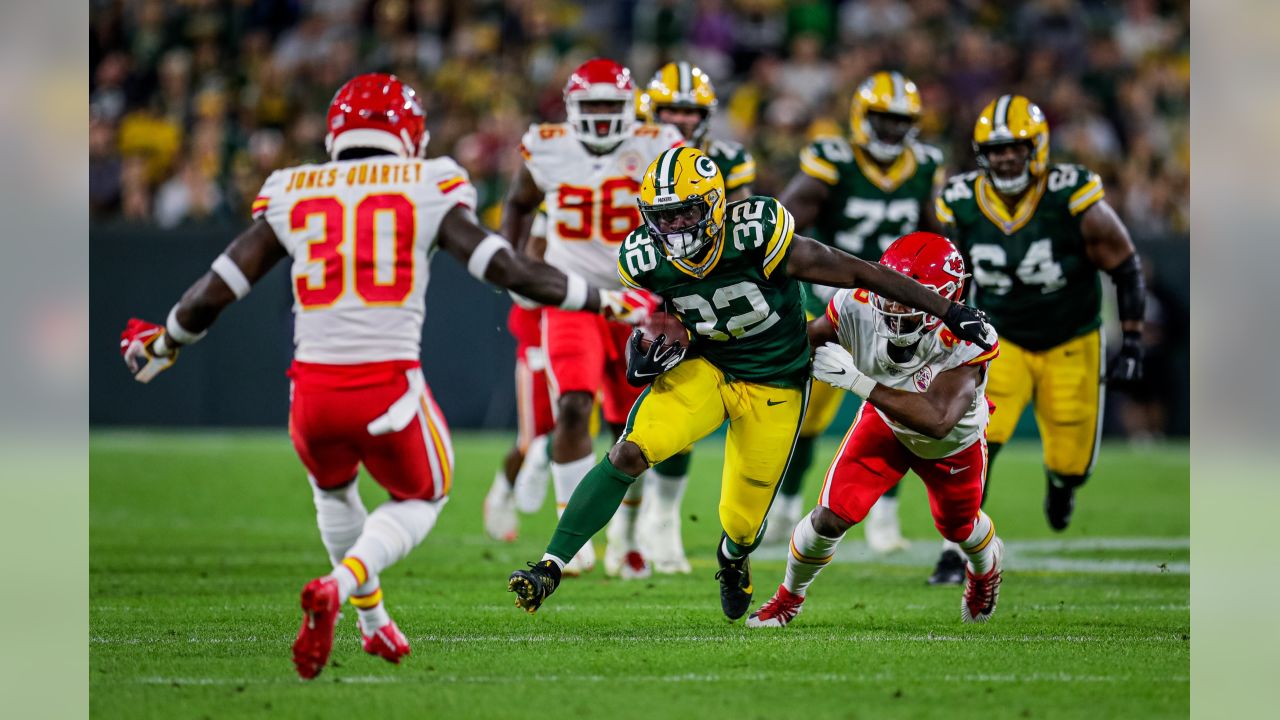 Photo Gallery: Chiefs vs. Packers Game Action