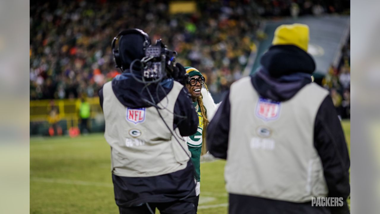 Photos: Anthony Davis, Lil Wayne attend Packers-Seahawks game at Lambeau  Field