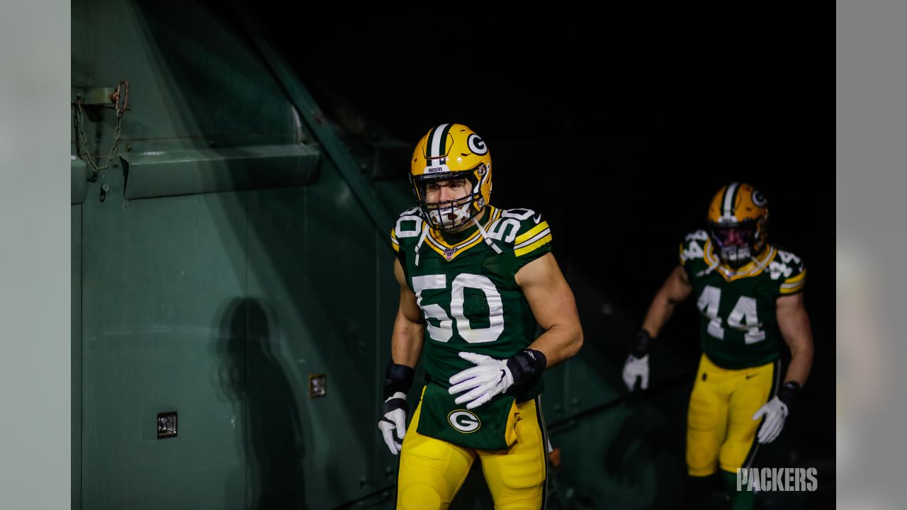 Packers, Giants star Blake Martinez made $5 million off collectables