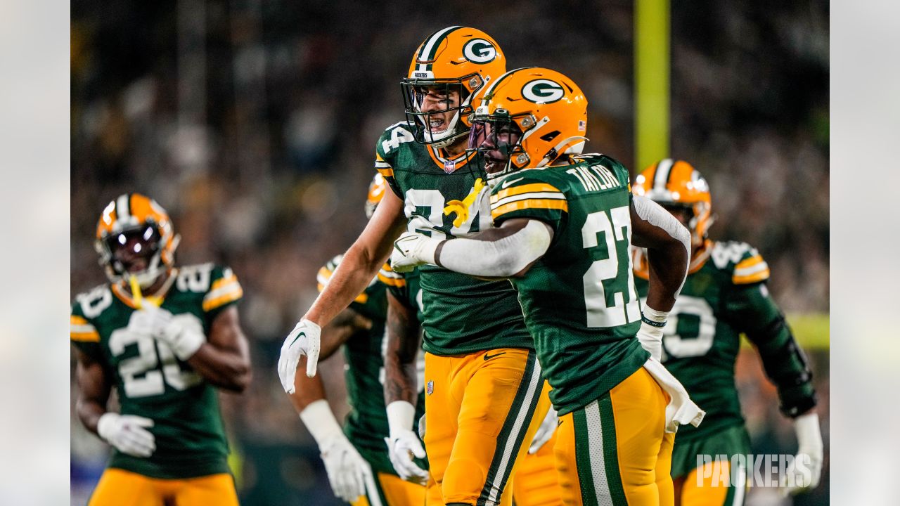 Green Bay Packers' Tyler Davis during the first half of an NFL football game  Sunday, Sept. 25, 2022, in Tampa, Fla. (AP Photo/Jason Behnken Stock Photo  - Alamy