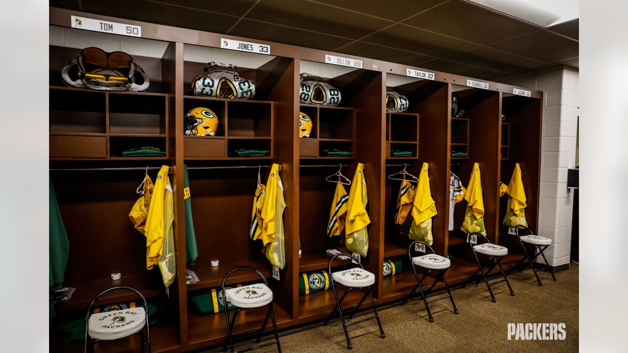 Behind the scenes: Inside Green Bay's locker room