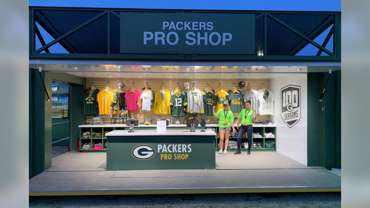 green bay packers outlet store