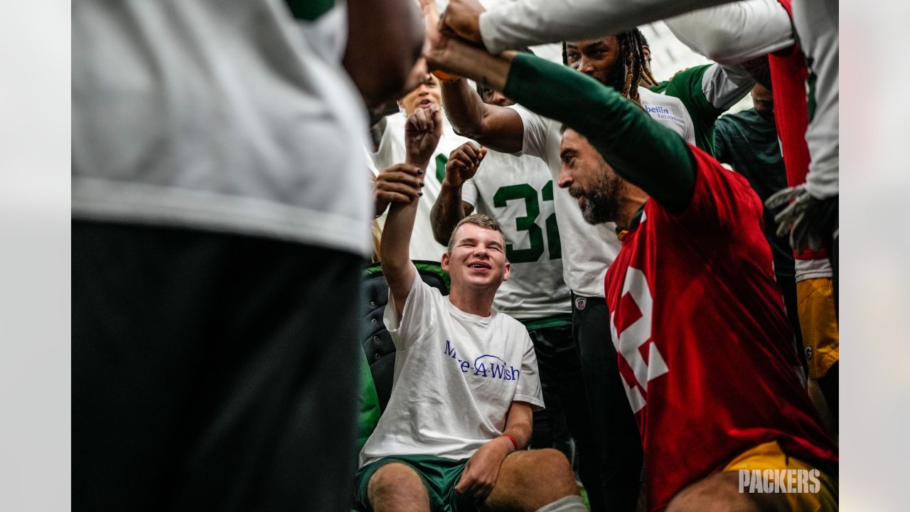 Make-a-Wish, Packers give superfan a big day