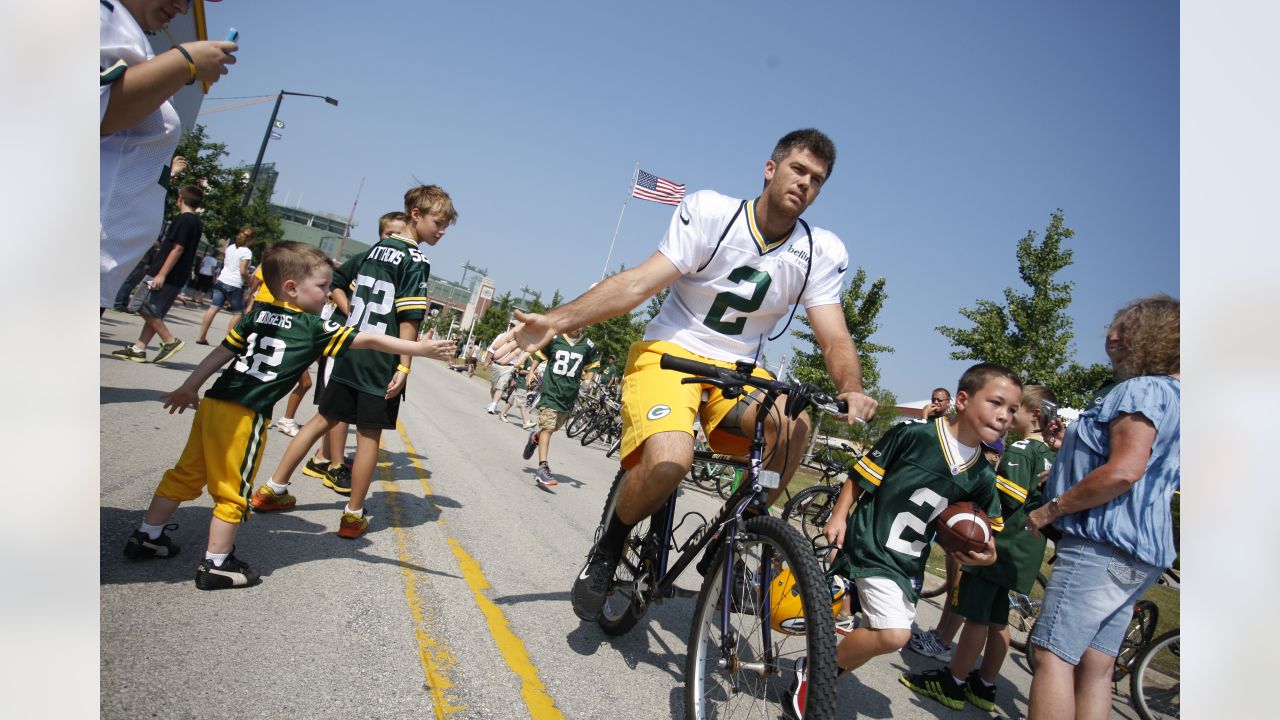 Brett Favre riding back to training camp 1993