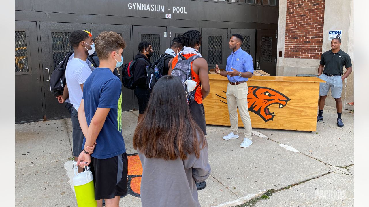 Packers Give Back donates new helmets to four high school football