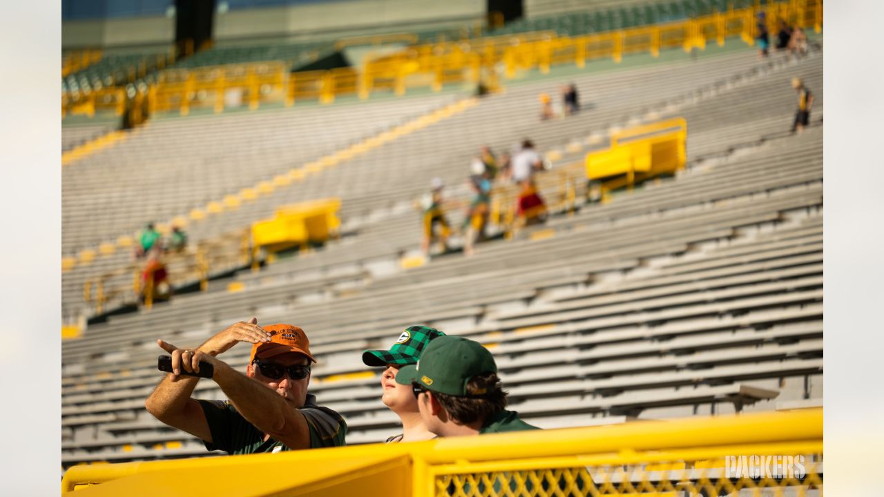 Photos: Packers fans return to Lambeau Field for Family Night