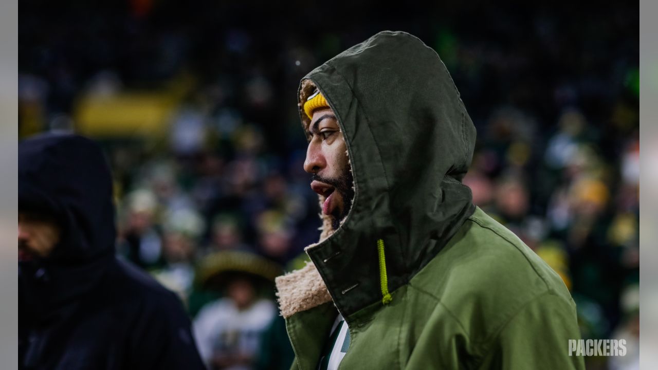 Photos: Anthony Davis, Lil Wayne attend Packers-Seahawks game at Lambeau  Field