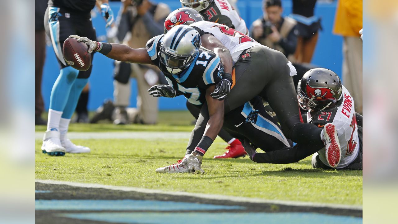 Former Indianapolis Colts WR Devin Funchess is reportedly expected to sign  with the Green Bay Packers