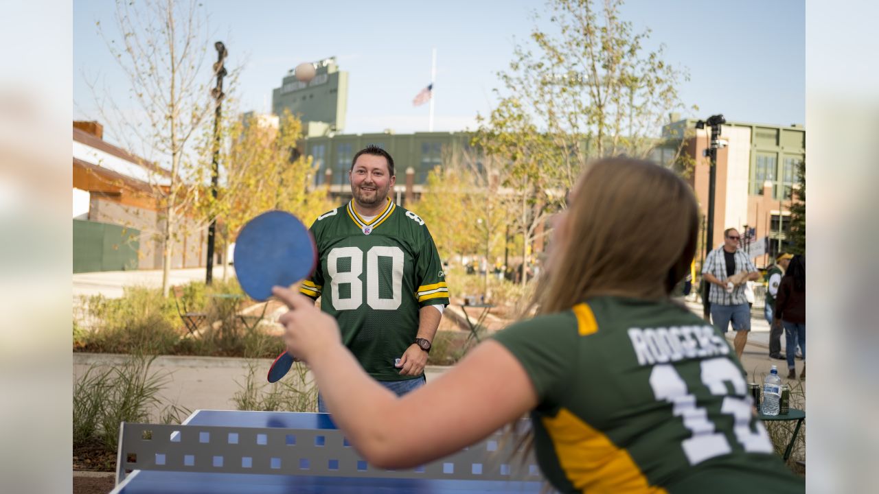 : LOTG Green Bay New Leader Classic GB Cheesehead Green