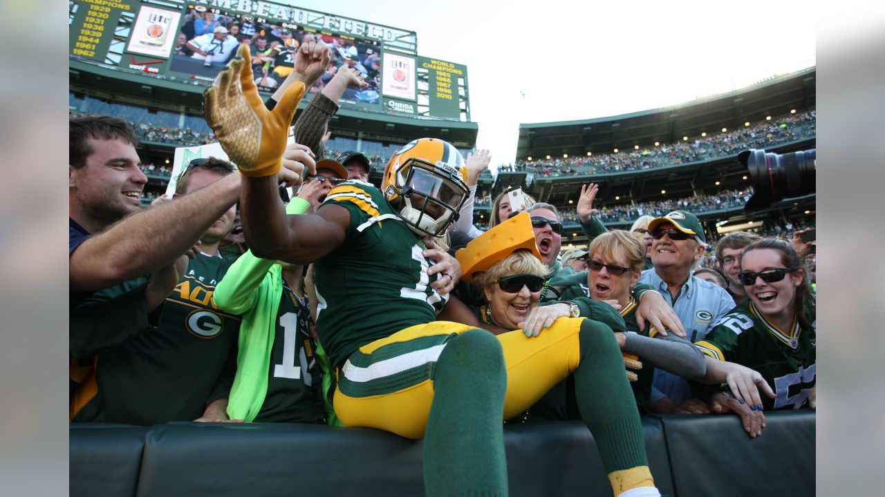 Packers fans take Lambeau Leap into inclusive seats in new end