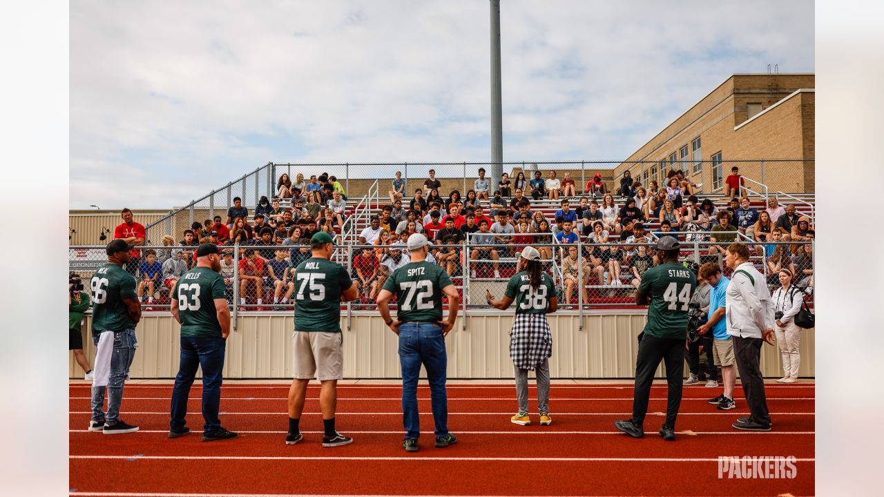 Packers Road Trip kicks off at Green Bay East High School