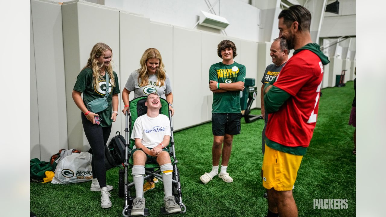 Packers, Make-A-Wish Foundation grant life-long fan's wish 