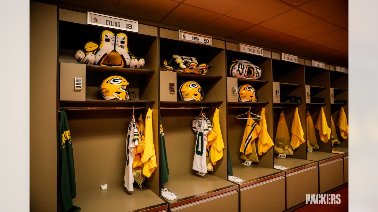 Green Bay Packers on X: Locker room ready. #SEAvsGB