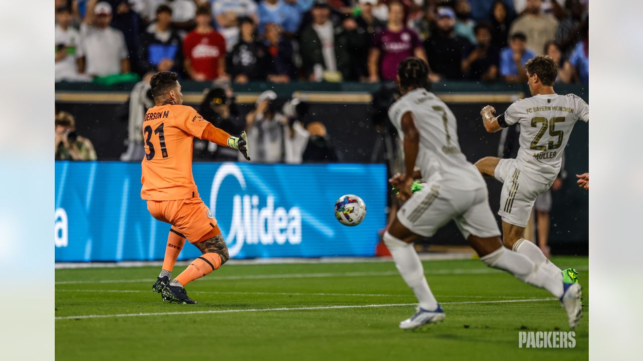 Photos: Lambeau Field hosts first-ever soccer match between FC