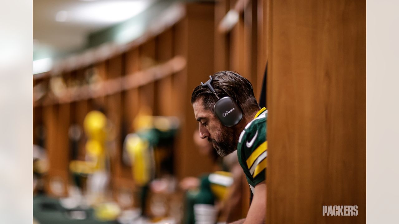 Locker Room Pass: Packers celebrate season-opening win over Bears