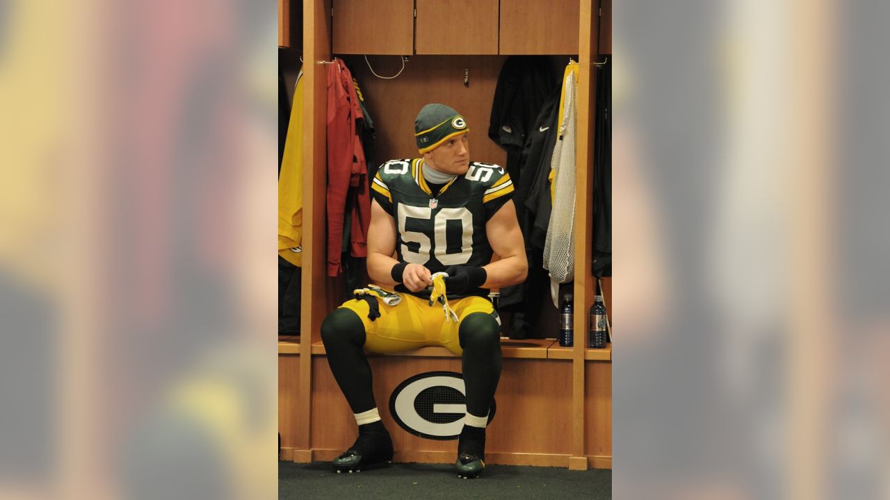 Happy Birthday to A.J. Hawk!