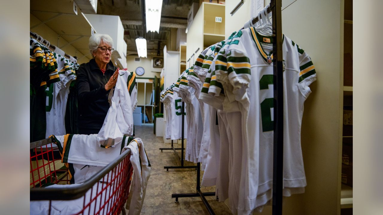 Behind-the-scenes look at Packers' Color Rush uniforms