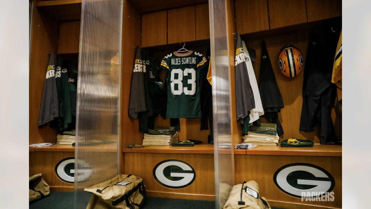 Packers W G-III Bump and Run Tee - The Locker Room of Downey