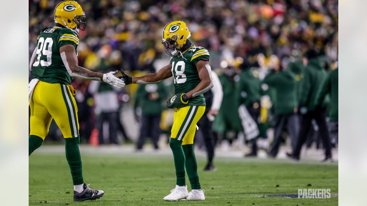 GAME PHOTOS: Rams vs. Green Bay Packers Week 15 at Lambeau Field on Monday  Night Football