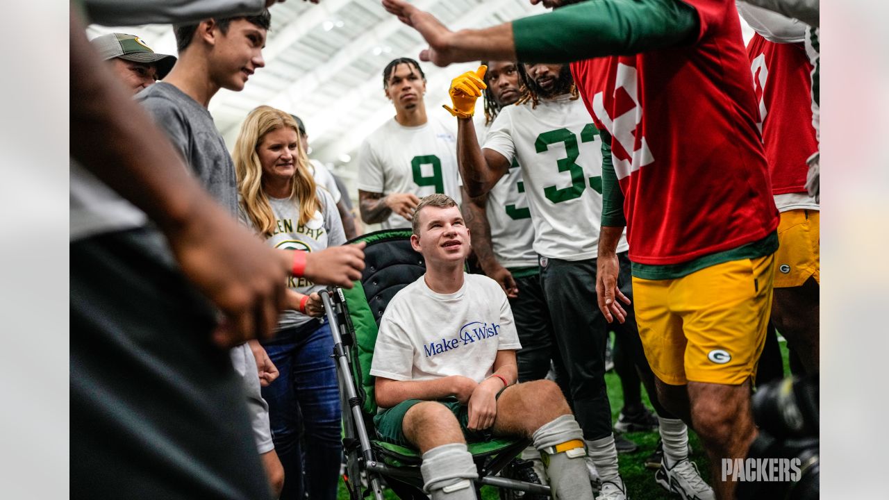 Make-a-Wish, Packers give superfan a big day