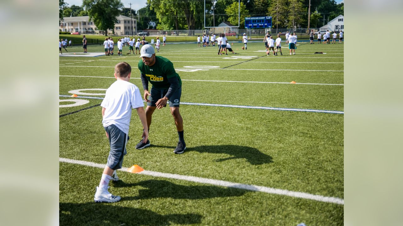 Randall Cobb hosts Football ProCamp in Green Bay