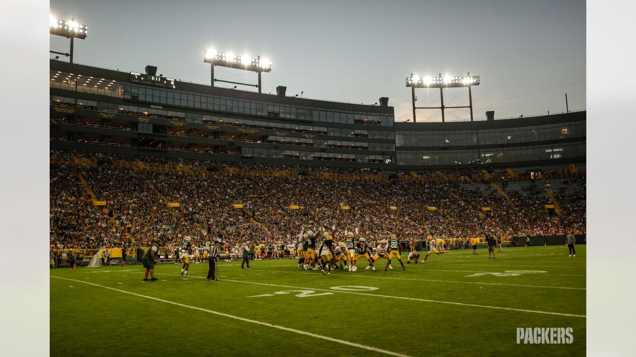 Lambeau Field looking mighty fine ahead of #FamilyNight 