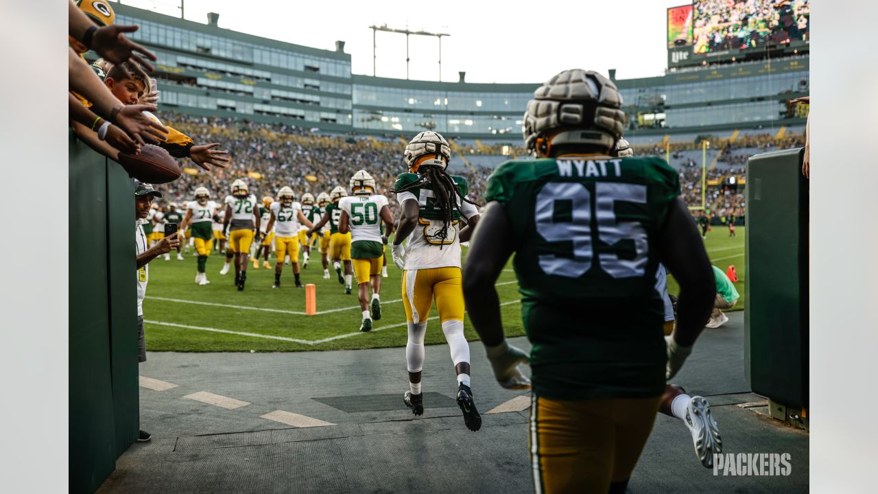 Green Bay Packers on X: .@LambeauField looking mighty fine ahead of # FamilyNight 